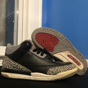 2011 Air Jordan Retro 3s Black Cement